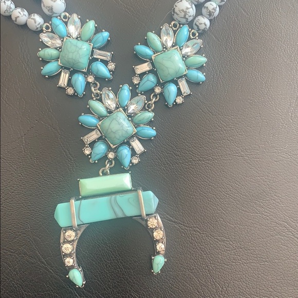Turquoise statement necklace - Picture 3 of 5